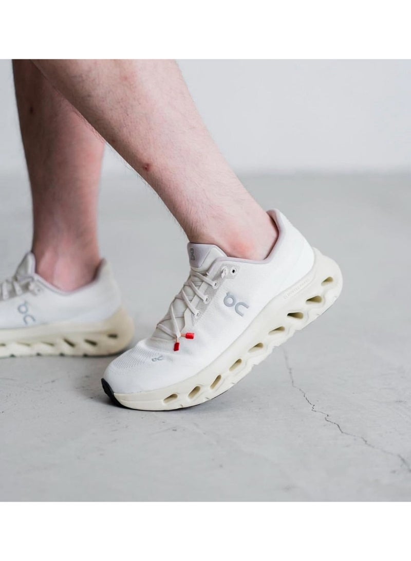 اون راننج حذاء رياضي ON Running Cloudtilt - لون كريمي رملي - Image 3